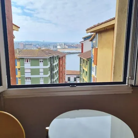 170a Cimadevilla Con Vistas 아파트 기욘